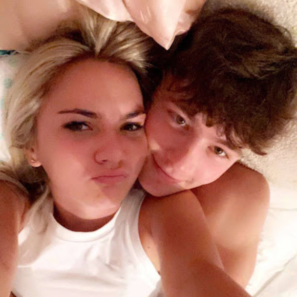 Meet your Posher, Abby - Picture 1 of 1